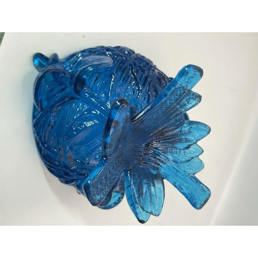 Westmoreland Robin on Nest Blue Glass Covered Dish Vintage READ